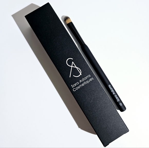 Sara Adams Cosmetiques Pro Maxi flat Concealer Brush #10 - Picture 2 of 7